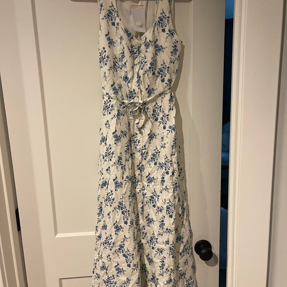 Floral Sleeveless Midi Dress